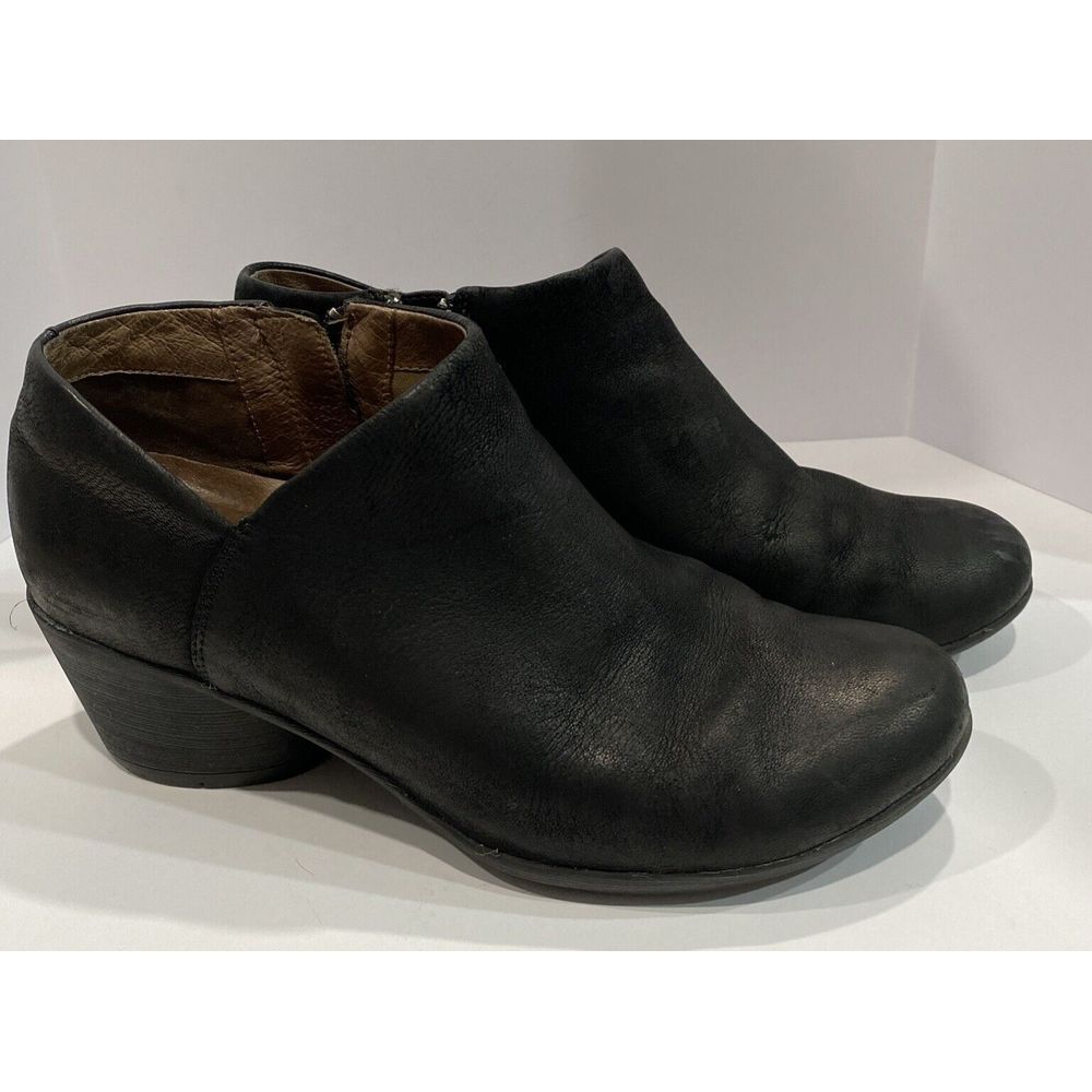 Dansko Womens Raina Ankle Boots Booties Black Nubuck Leather Block Heel 38/ W 8 - Picture 2 of 8